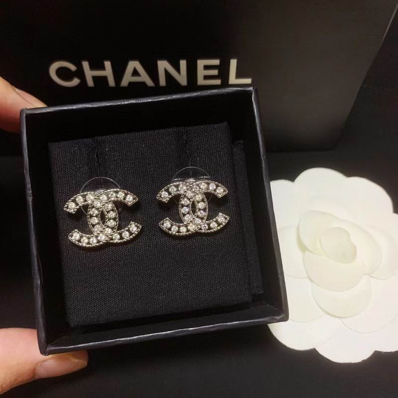 Chanel Earring 03yxs279